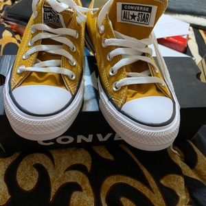 Converse Women Sneakers
